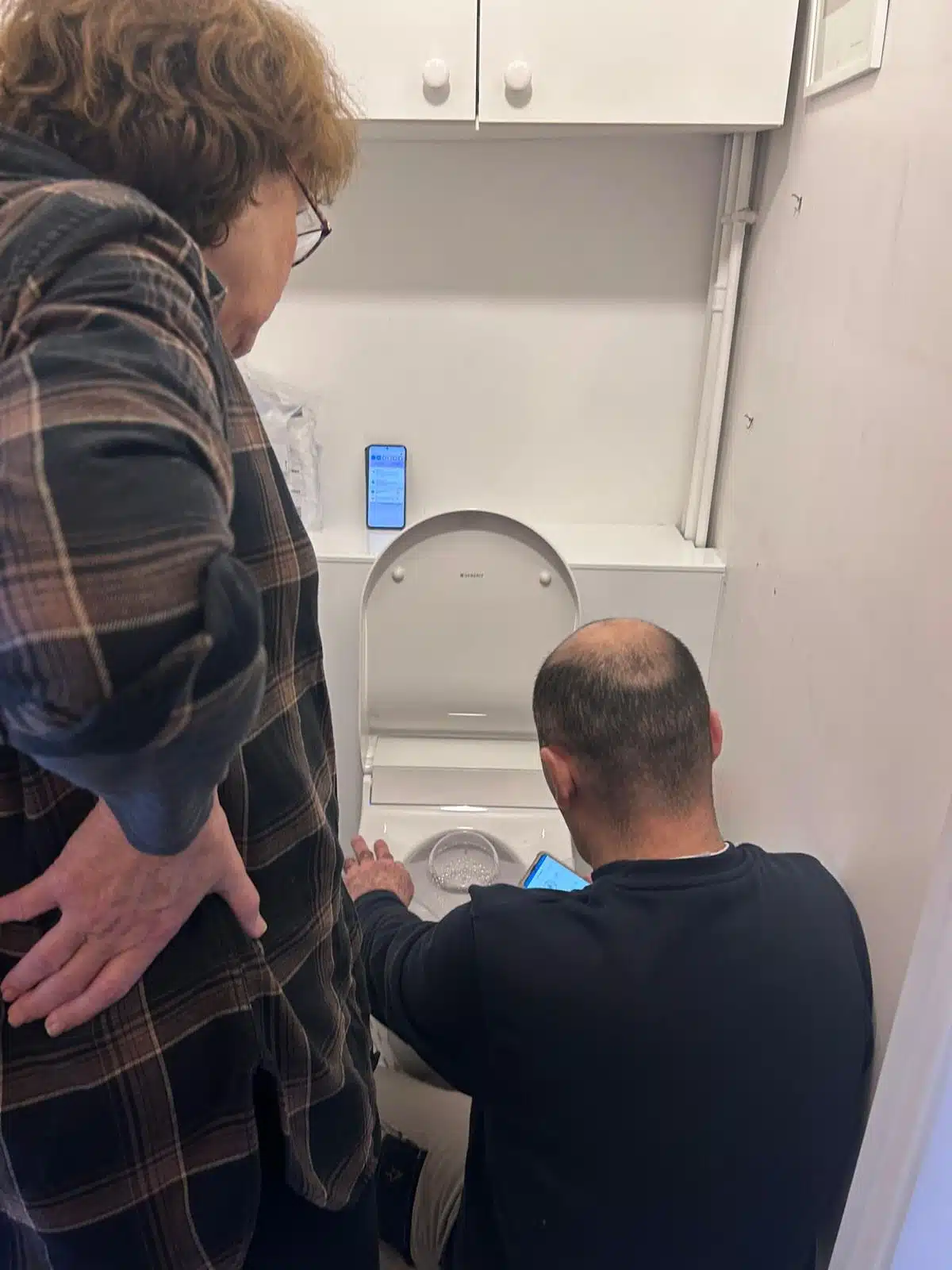 Montage et réglage d'un wc lavant dans un appartement Paris